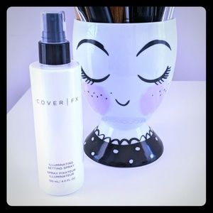 Cover FX Illuminating setting spray 4 oz